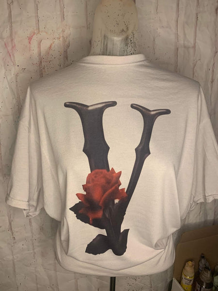 V With rose shirt