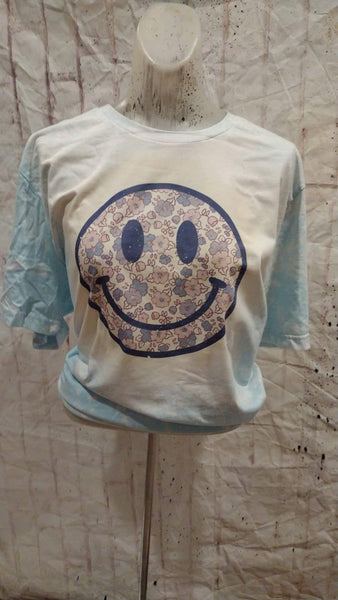 Flower smiley face Tee